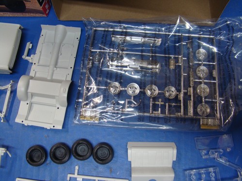 66 ALTE 442 W30 UNGEBAUT OHNE LACK OHNE KLEBER 2 IN 1 SET - Bild 10 von 12