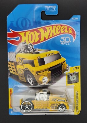 2017 Hot Wheels ''Yellow Crate Racer'' HW Experimotors 6/10 