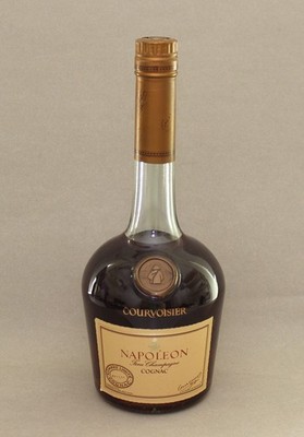 Cognac Courvoisier Napoleon , 40%, 0,70Liter, Abfüllung aus den 1980er.