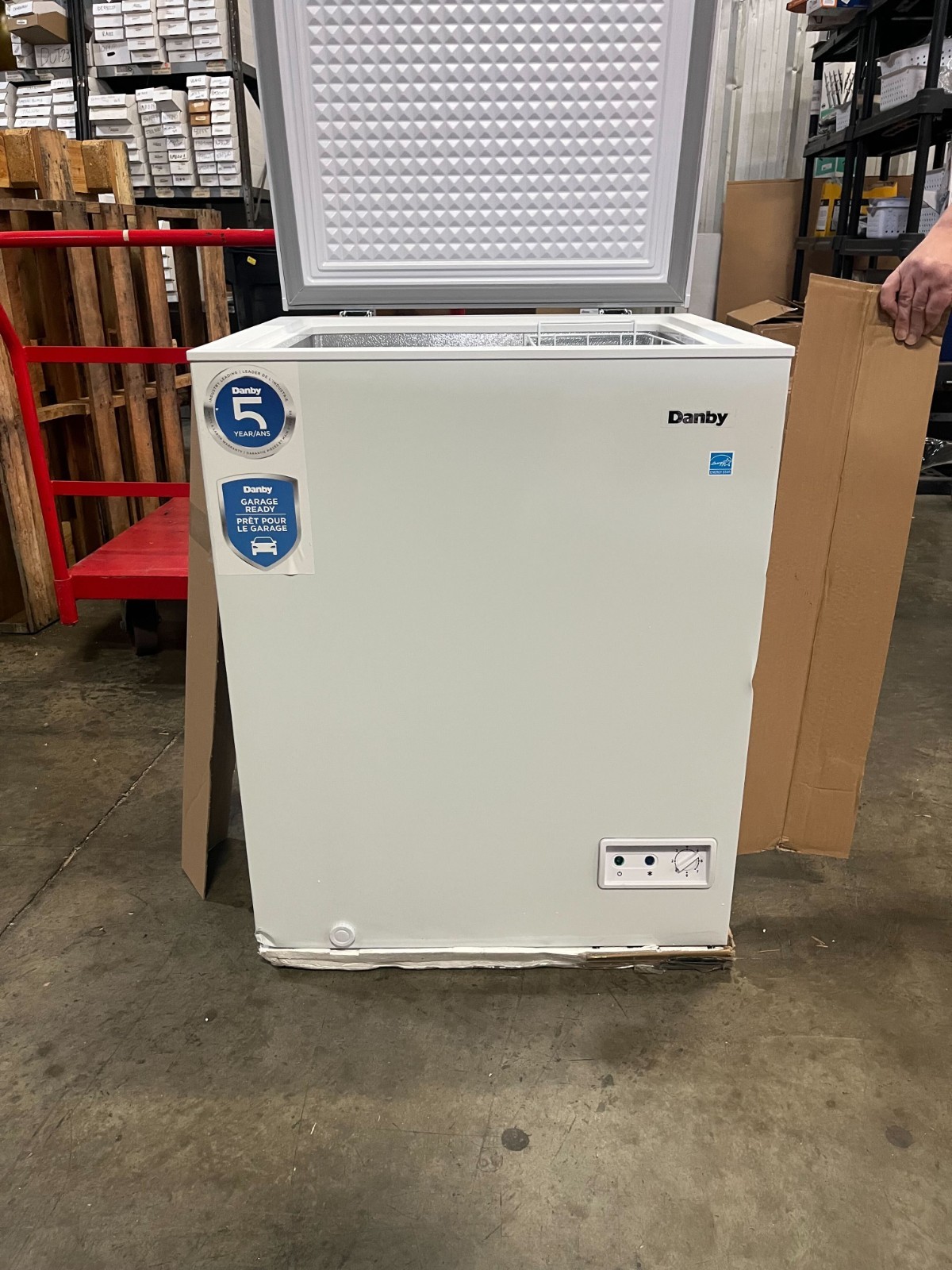 Danby DCF050A5WDB 5 CF Chest Freezer, Manual Defrost, Energy