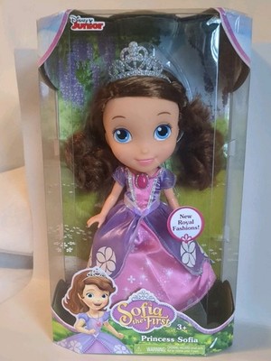 Disney Junior Sofia The First. Princess Sofia  New Royal Fashions!