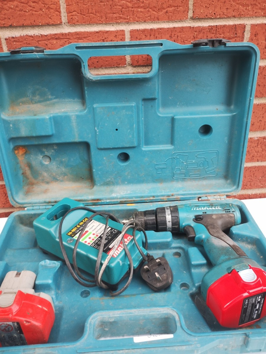 Makita 8280D Cordless Drill With X Battery Charger Case
