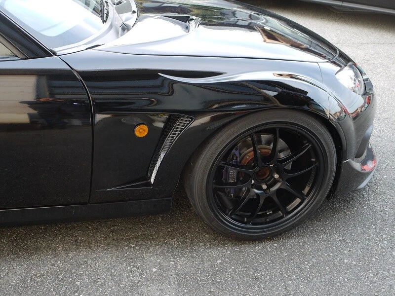 For Mazda MX5 Roaster Miata NC1/2/3 IKO Style FRP Unpainted Front Vented Fender - Image 2 of 2