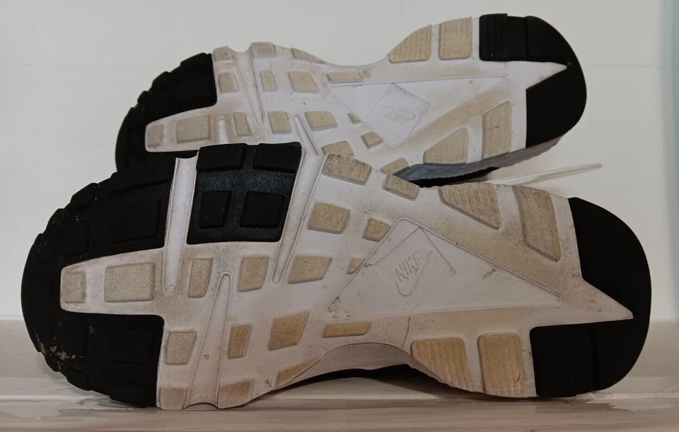 Nike Huarache Run GS Niños Grandes Talla 7Y Zapatos 654275-301 Verde Air Max Tenis Foto 3 de 4