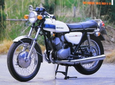 BOOK] Kawasaki Lime Green History Z1 Z2 500ss Mach 3 KR H1R H2R