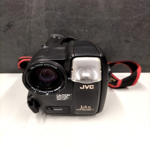 JVC GR-AX460 Compact VHS-C Video Camcorder | Working - Picture 4 of 9