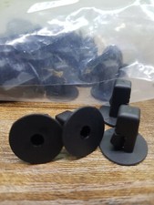 20 X MADREVITE IN PLASTICA PER FORO 9 TOYOTA 9018906230