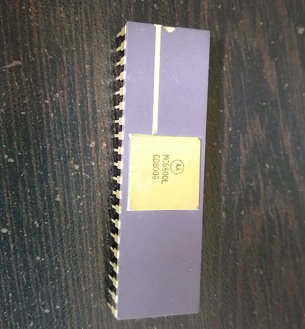 EF 68A09 EP ~ EF68A09EP 6809 (= MC68A09P) 8-bit µprocessor MPU 1.5MHz