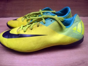 indoor football boots size 2