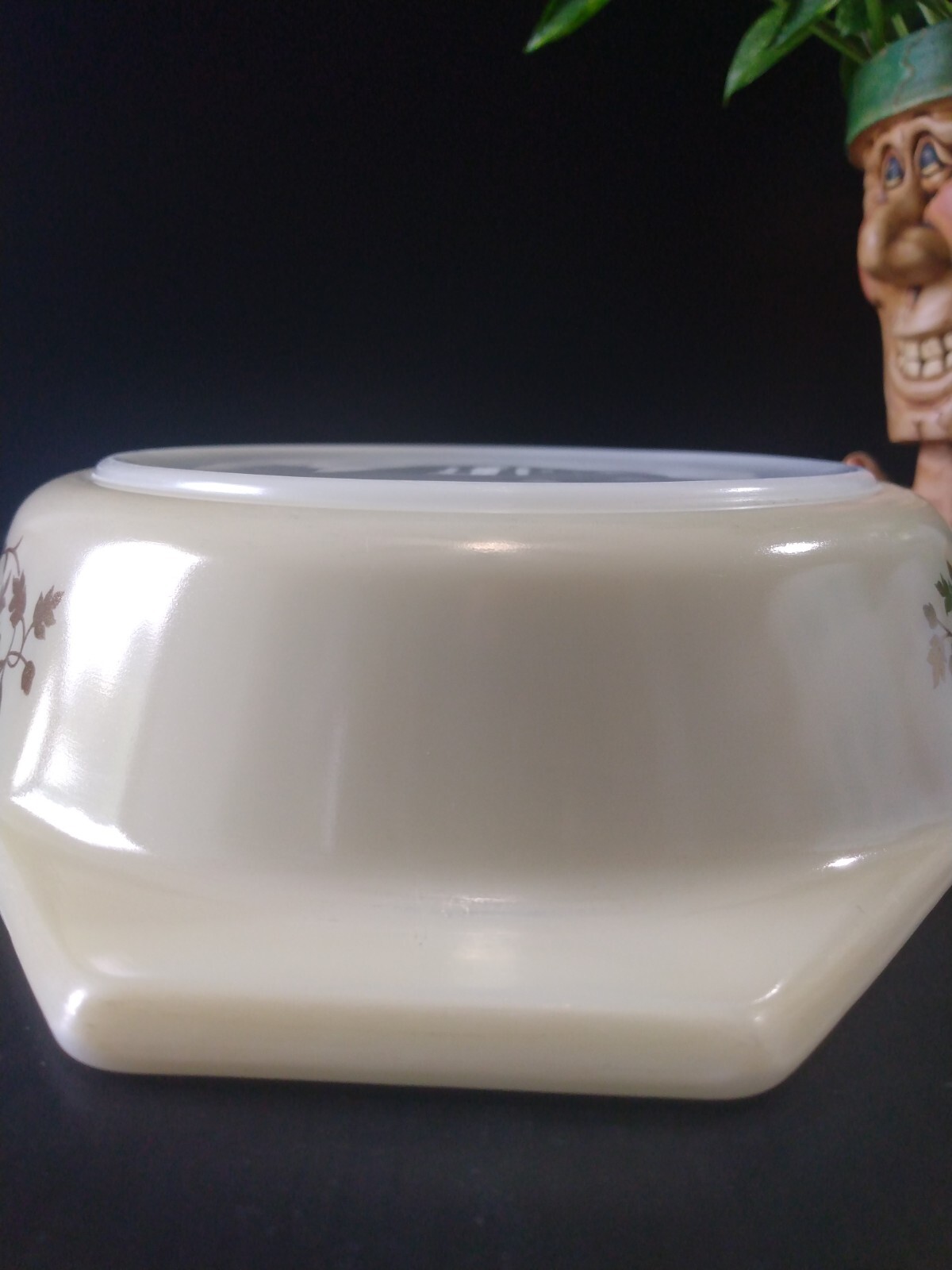 Pyrex Vintage Golden Acorn 1  1/2 Quart Handled Open Baker Casserole *EXCELLENT*