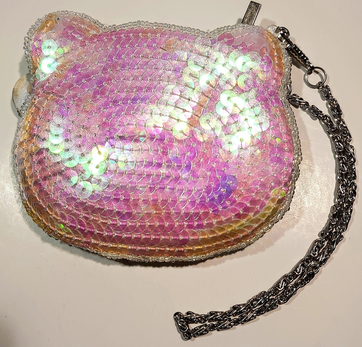 激レア！2000年当時物SANRIO　Hello Kitty サテン　刺繍　財布 Vintage Sanrio 2002 Hello Kitty Beaded Sequin Coin Purse With