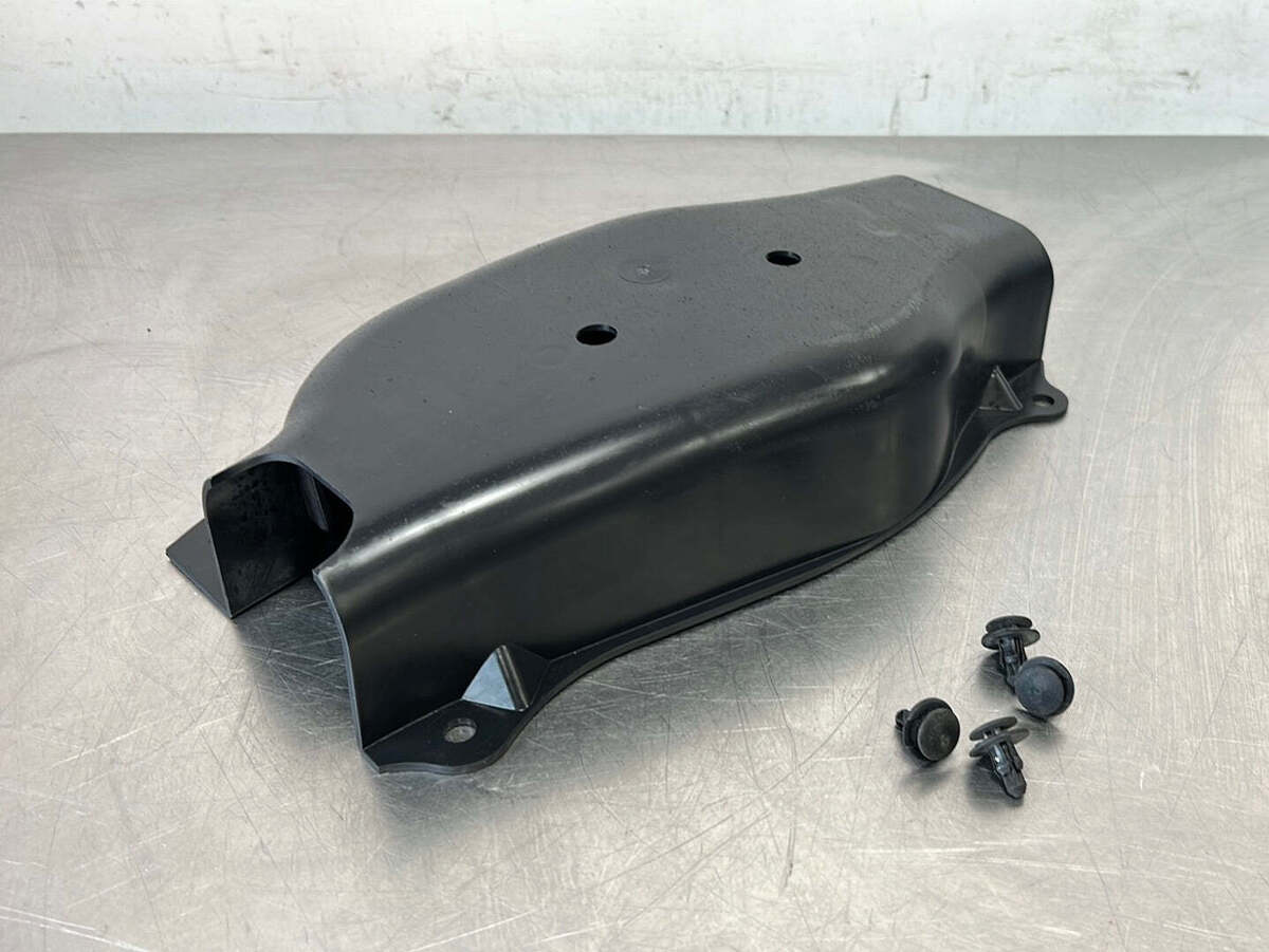 2018 CAMARO ZL1 LEFT REAR LOWER CONTROL ARM COVER 22823592