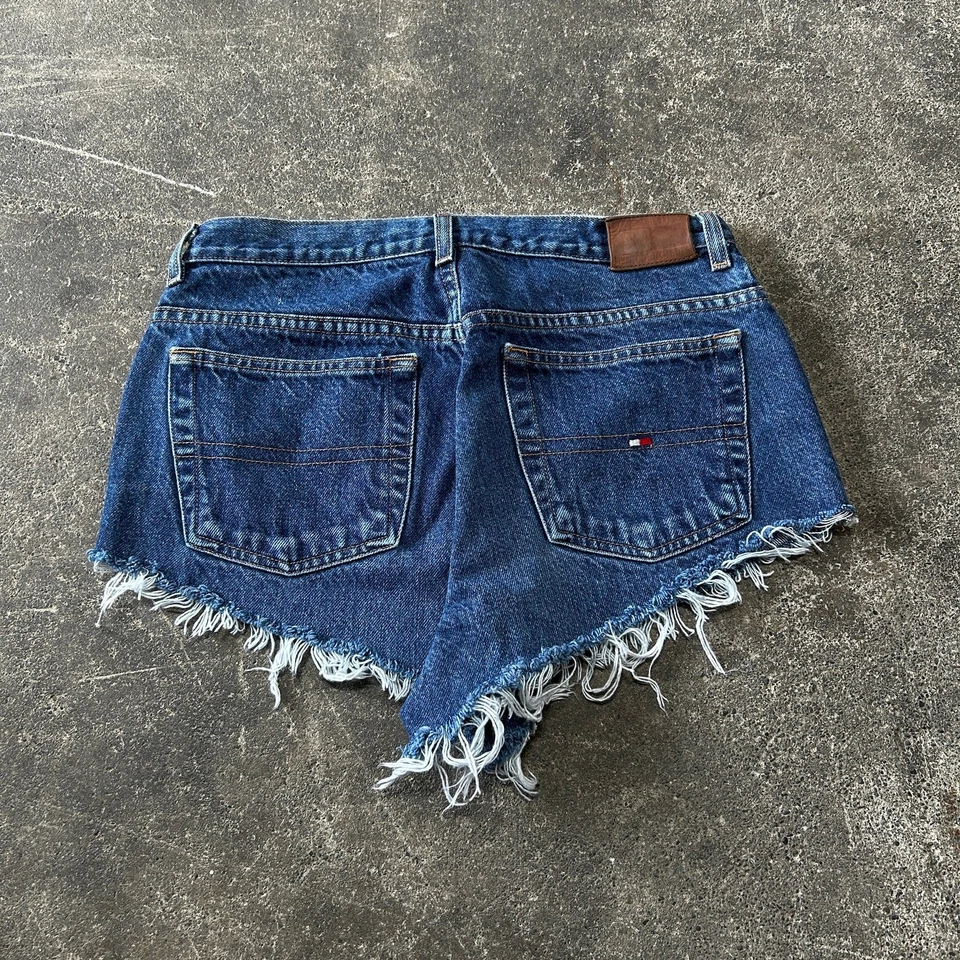 Vintage Y2K Tommy Hilfiger Cut Off Denim Jean Shorts Size 12 Blue 2" Waist 30 - Image 4 of 4