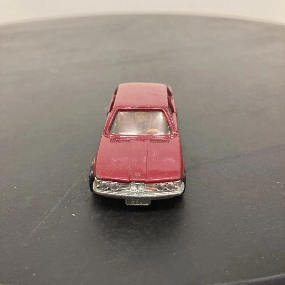 Vintage Tomica BMW 320i No F43 Diecast Maroon Color Loose VG - Image 4 of 4