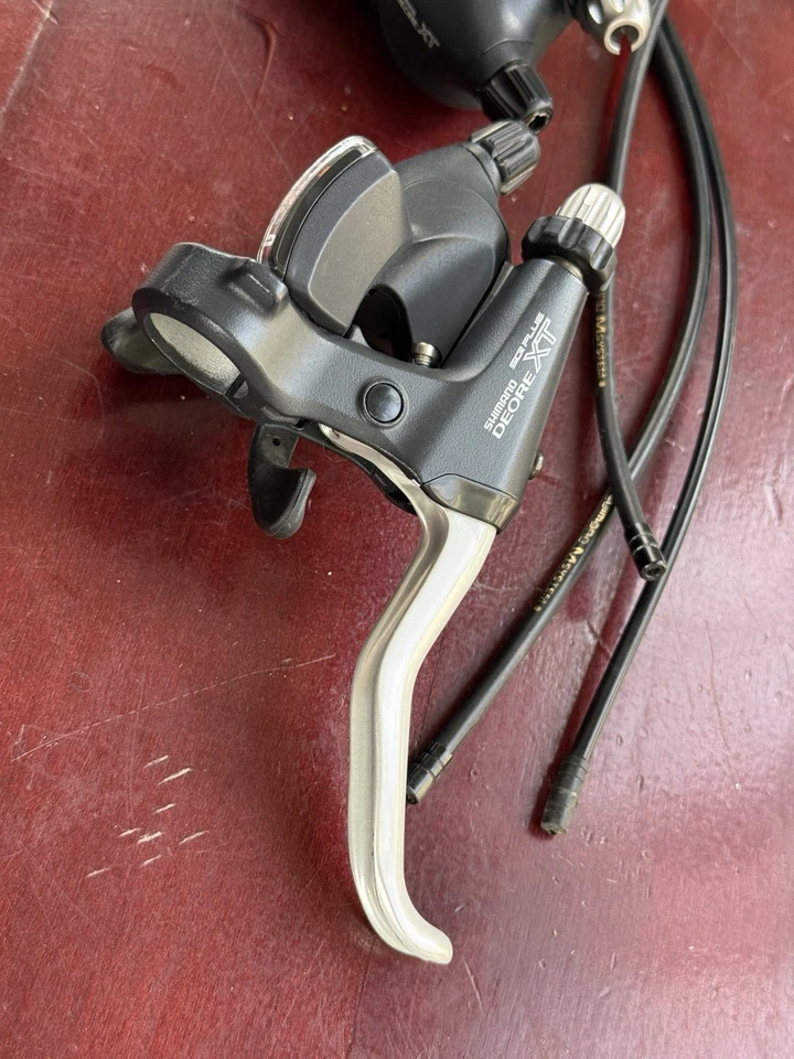 Mandos De Cambio Shimano Xt Slr Plus St-m737 Cantilever 3x8 Velocidades - Imagen 2 de 4