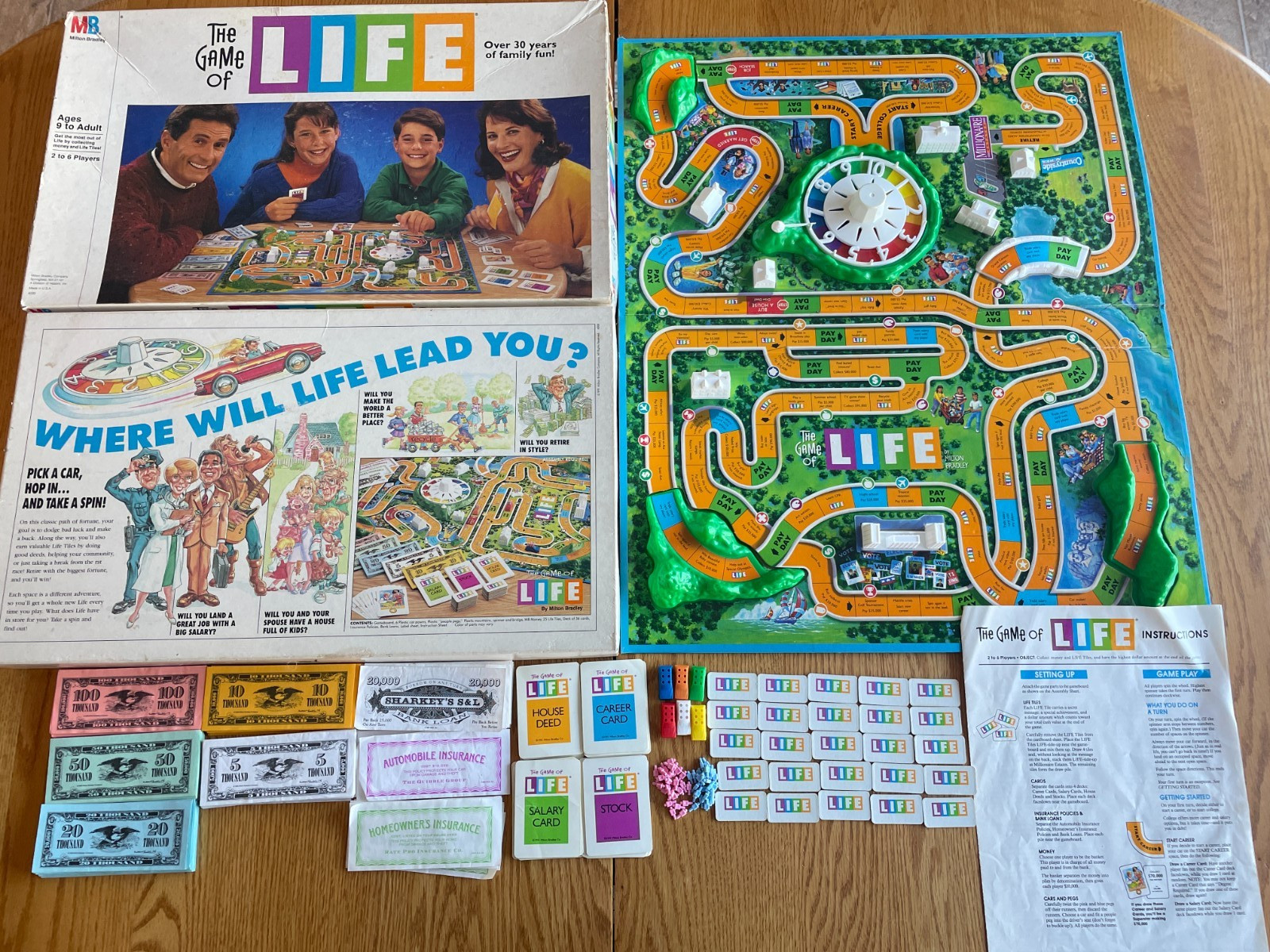 Of Life Board Game By Milton Bradley - 100% Complete!