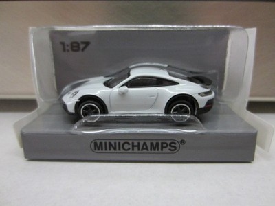 MINICHAMPS 062074 PORSCHE 911 DAKAR 2022 - model is PLASTIC - HO or 1:87 scale