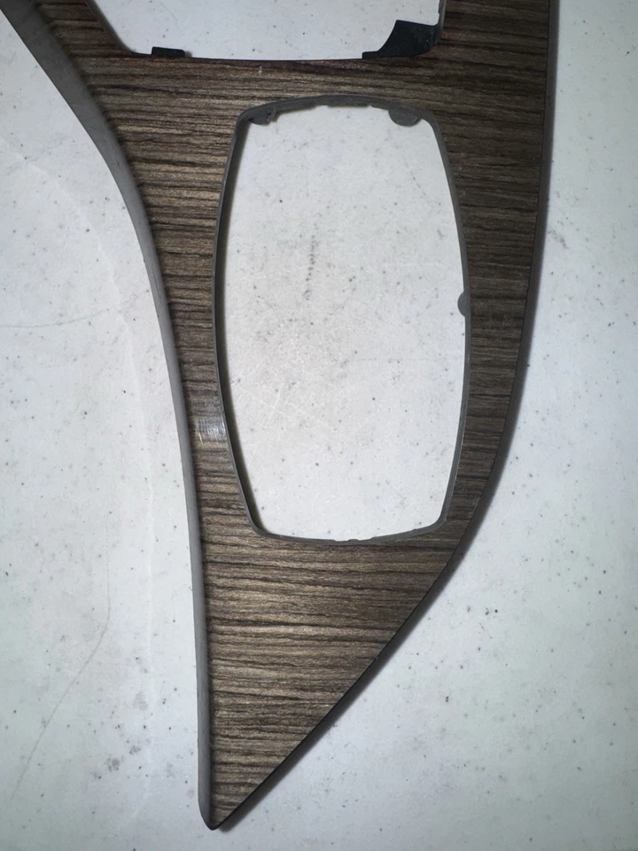 BMW X1 2012-2013 - Consola central panel de ajuste/bisel 2991699 Foto 3 de 4