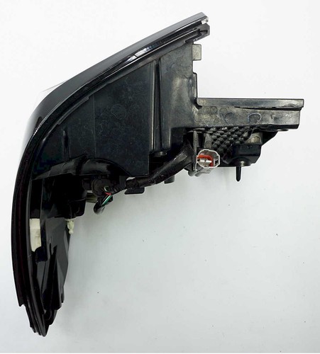 OEM Subaru LED Left Driver Side Outer Tail Light Lamp for 2020-2022 Outback - Picture 8 of 10