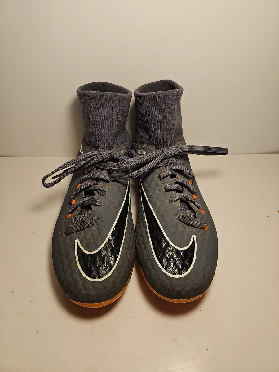 Size 7 NIKE SKIN HYPERVENOM X INDOOR SOCCER TURF SHOES Size 7 NIKE SKIN HYPERVENOM X INDOOR SOCCER TURF SHOES