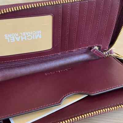 MICHAEL KORS ROSE BLACK MEDIUM CHAIN BACKPACK QUILTED MERLOT 