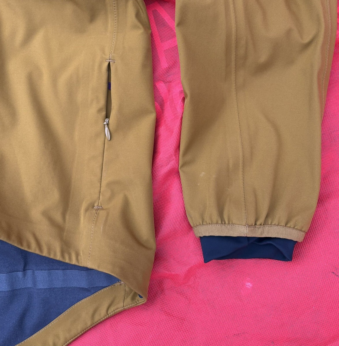 ウエア rapha hardshell jacket old gold M rapha hardshell jacket old gold M