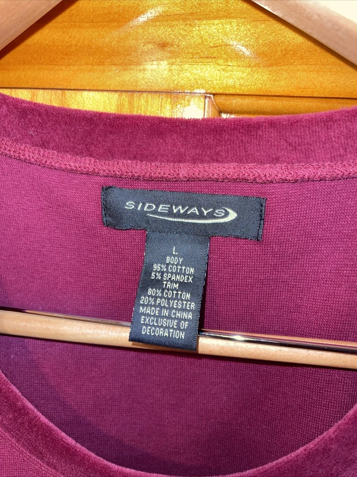 Camiseta sin mangas Sideways para mujer talla grande roja terciopelo rosas sin mangas floral nueva con etiquetas Foto 2 de 4