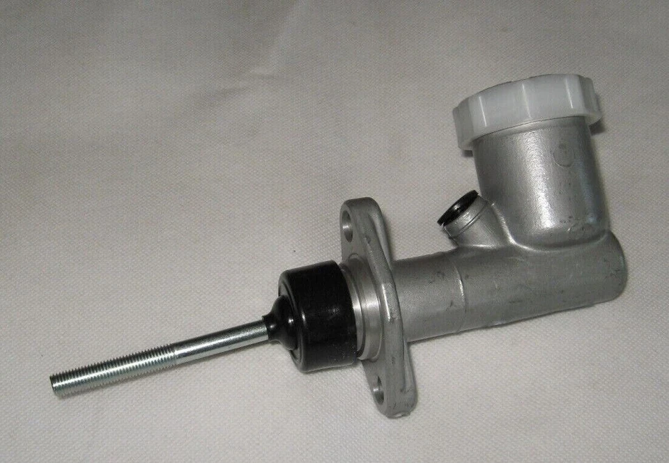 Universal 3/4 inch 19mm Clutch Master Cylinder, STC100410, STC500100 County - Image 2 of 3