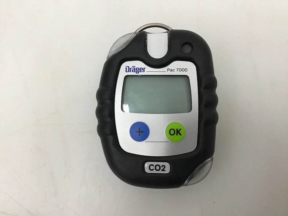 DRAEGER INC. - Drager Pac 7000 Ci2 0 20 Ppm 0.05 Ppm 8318975 calibration 7/13/15