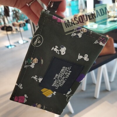 PEANUTS x MARC JACOBS THE SMALL POUCH Dark Green Multi Authentic