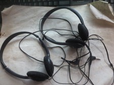 2 Craig Personal Portable Headphones for personal handheld players untested