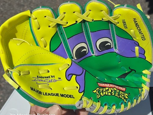 Remco Teenage Mutant Ninja Turtles Donatello Baseball Glove Vintage 1999 RHT