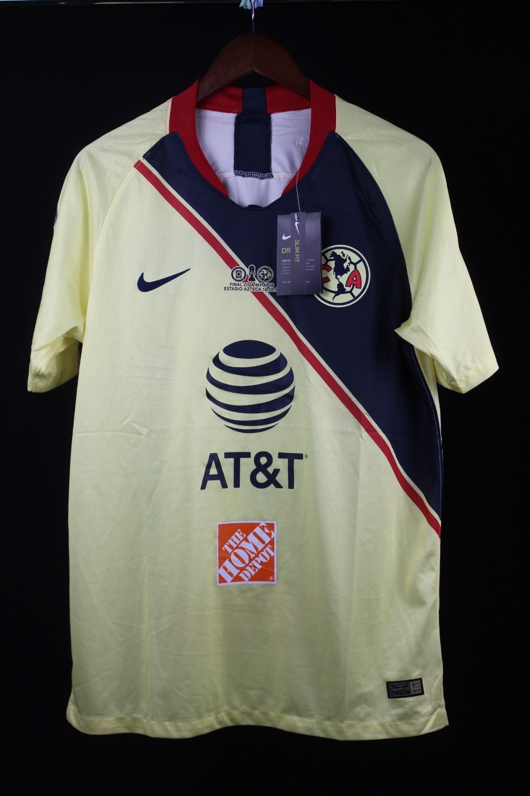 Club Aguilas del America Authentic Nike Jersey Medium 2018-2019 #4 E. ALVAREZ