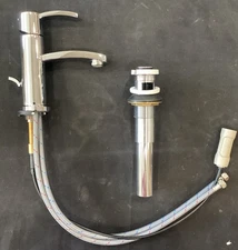 American Standard Berwick Bathroom Faucet Single Hole Chrome 7430101.002 E11