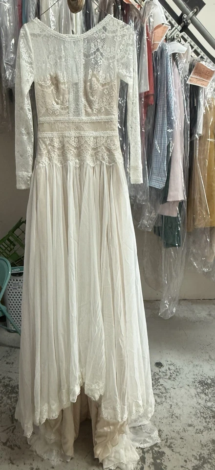 Maggie Sottero 女式婚礼 2 码 — 第 2/2 张图片