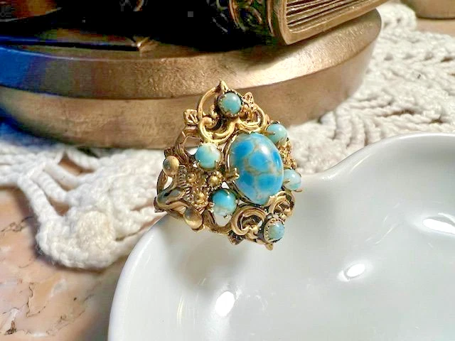 Bague ajustable en acier doré avec turquoise bleue synthétique SO OR