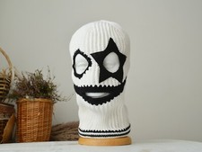 Máscara esquí estrella crochet personalizada para hombre y mujer. Traje pasamontañas street style