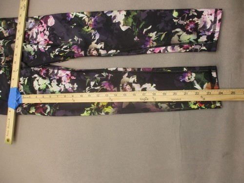 OLD NAVY ACTIVE Size L (10-12) Girls Floral High Rise Compression Leggings 568 - Picture 4 of 8