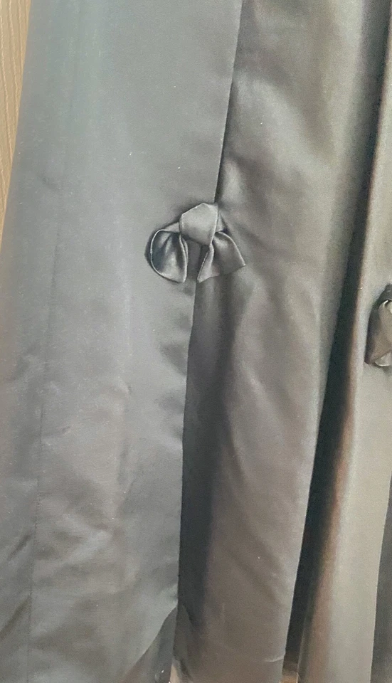 Falda vintage de satén de seda negra de los años 40 con lazos Bergdorf Goodman WW147 Foto 4 de 4