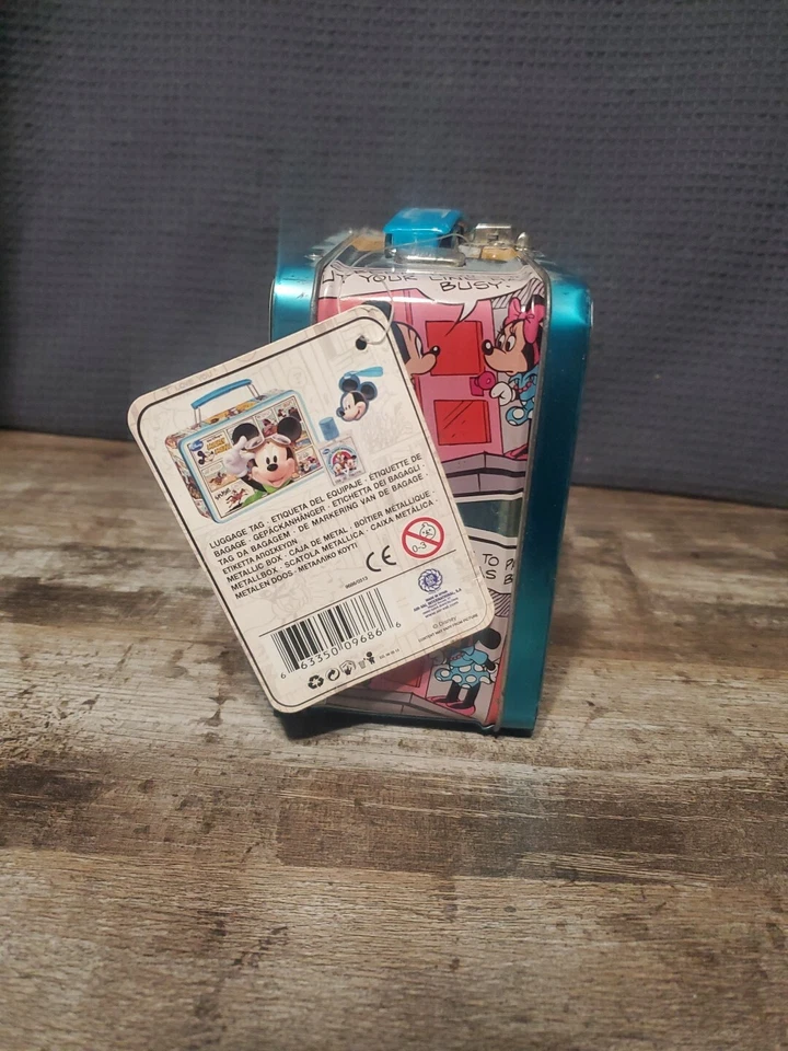 Mickey Flight Academy Niños 1.7oz Fragancia Eau De Toilette Caja de Lata y Etiqueta de Equipaje Foto 2 de 4