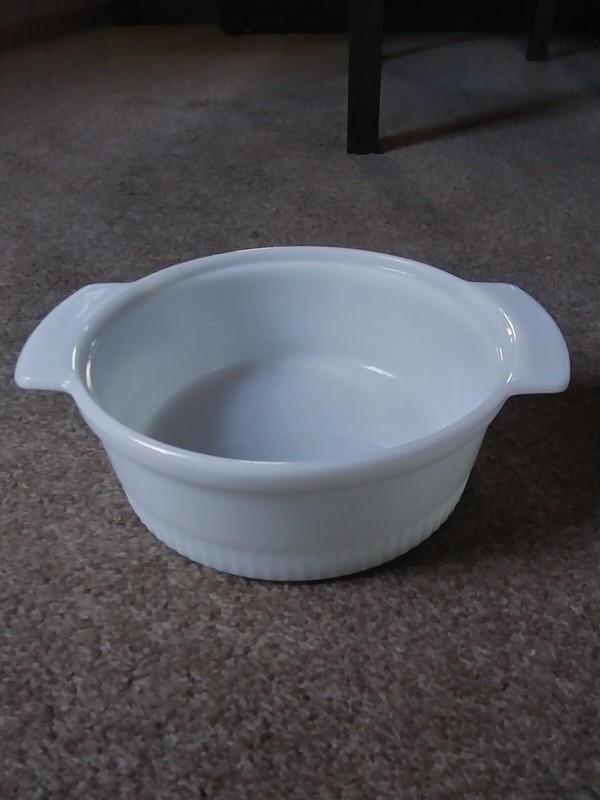 Vtg Anchor Hocking Fire King #1438 Milk Glass Color 2QT