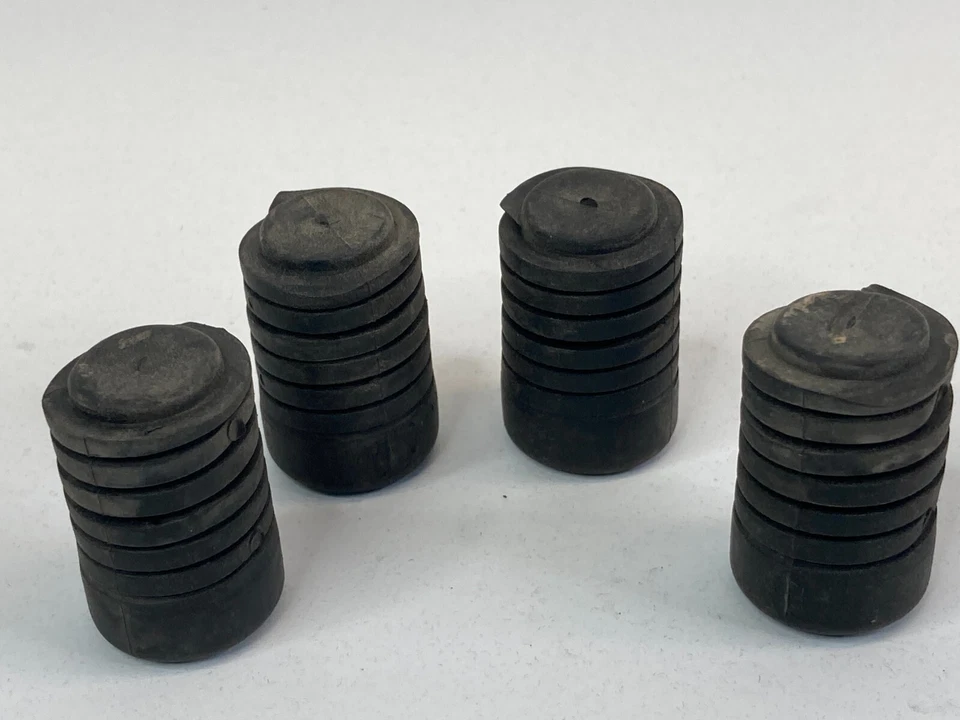 Kit de juego de goma ajustador parachoques capó Kia Spectra Spectra5 2004-2009 OEM Foto 4 de 4