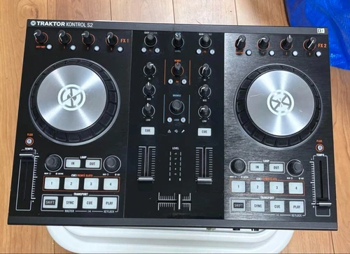 Native Instruments TRAKTOR KONTROL S2 MK2 DJ Controller 2-Channel Working Used