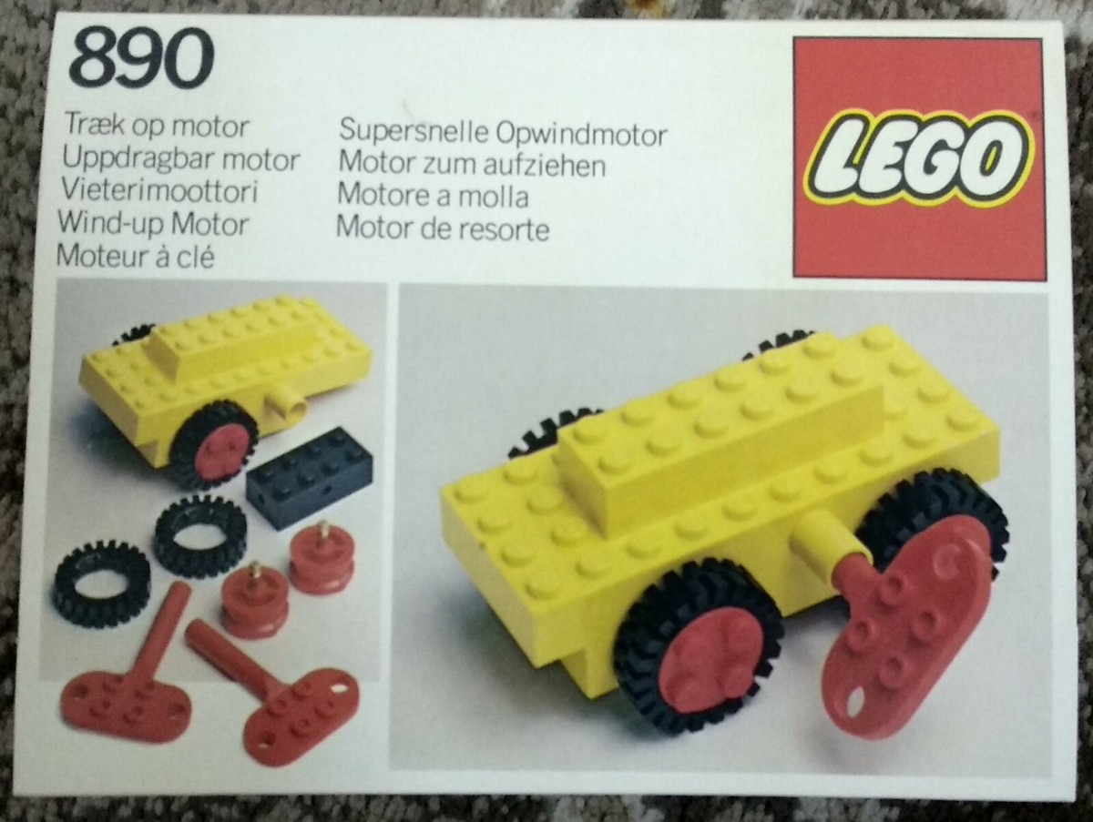 Vintage LEGO 890 Wind-Up Motor Set w/ box made in Japan by Lego