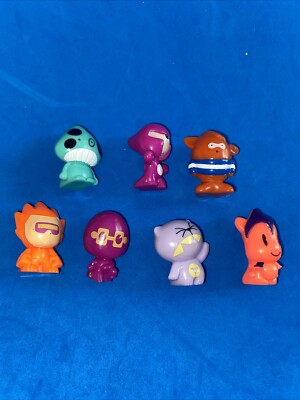 7 Seven GOGO s CRAZY BONES Magic Box Int Random Series ? Mini Figures. RARE!
