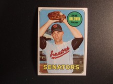 1969 Topps Baseball Dave Baldwin Card # 132