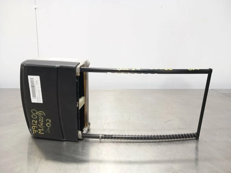 reposacabezas MERCEDES-BENZ CLK (BM 209) COUPE 2005 791200 - Imagen 3 de 4