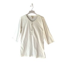 Authentic old navy XL women’s white beaded blouse