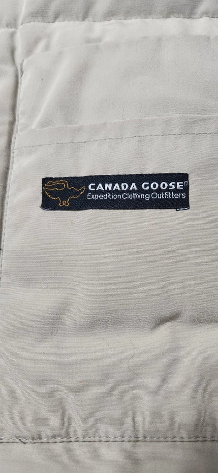 Chaleco Canada Goose Freestyle Crew XXL acolchado para mujer usado en excelente estado Foto 3 de 4