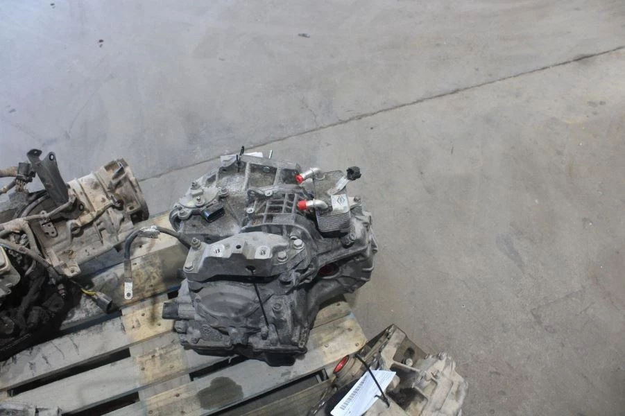 2017 Volkswagen Passat Automatic Transmission A6SP FWD 120K Miles Used OEM Foto 3 de 4